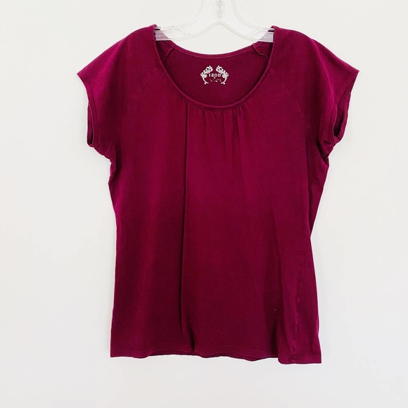 IZOD Cotton Cap Sleeve Gathered Neckline Burgundy Shirt Size Small - Picture 1 of 4